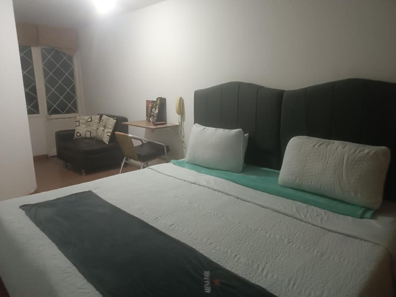 Hotel Arena Park Bogotá Esterno foto